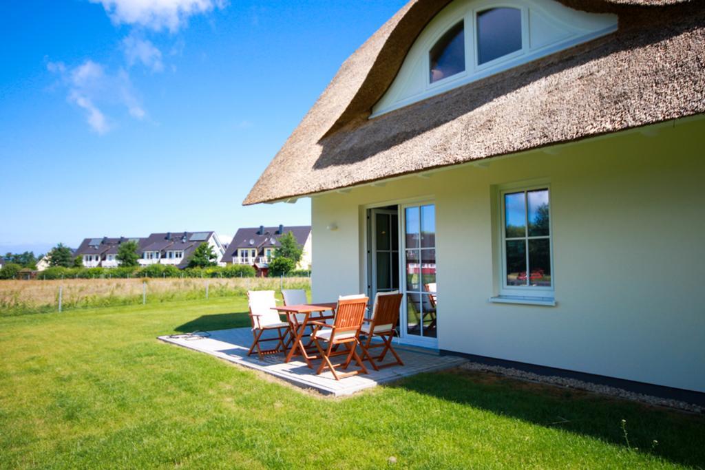 Reetdachhaeuser Boergerende Buitenkant foto