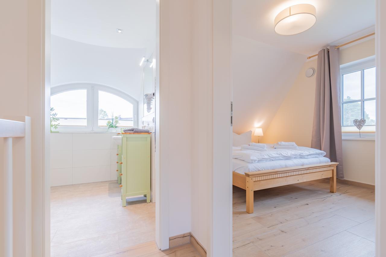 Reetdachhaeuser Boergerende Buitenkant foto